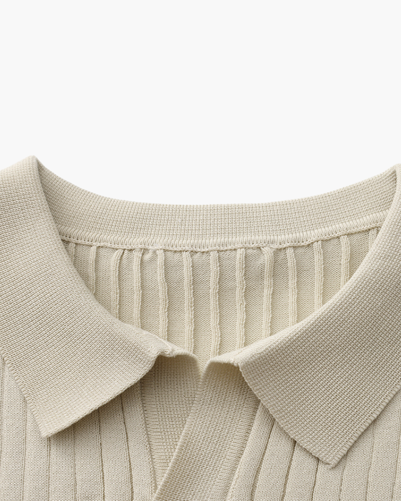 Polo en Maille Côtelée Premium — Texture Raffinée et Confort Naturel