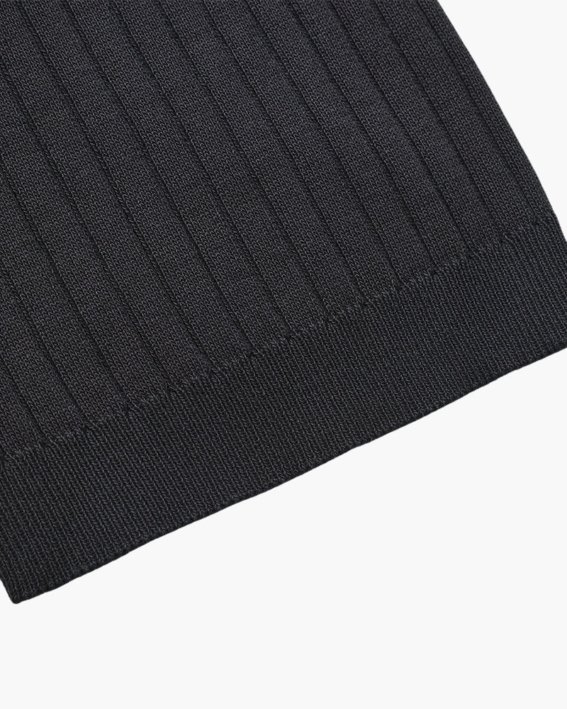 Polo en Maille Côtelée Premium — Texture Raffinée et Confort Naturel