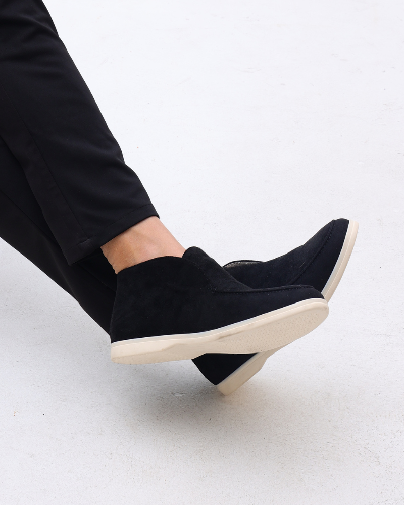 Mocassins Montants en Daim — Confort Structuré et Raffinement