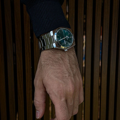 Moderne Homme MONTRE SIGNATURE – Élégance et Précision Intemporelles