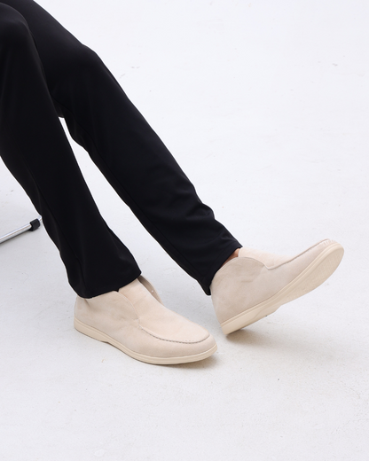 Mocassins Montants en Daim — Confort Structuré et Raffinement