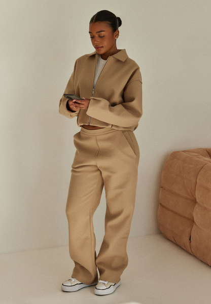 Conjunto Serena – transmite calma, estilo e elegância.