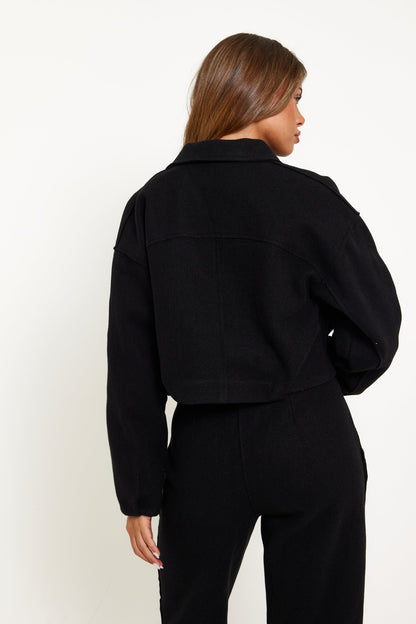 Conjunto Serena – transmite calma, estilo e elegância.