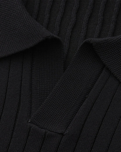 Polo en Maille Côtelée Premium — Texture Raffinée et Confort Naturel