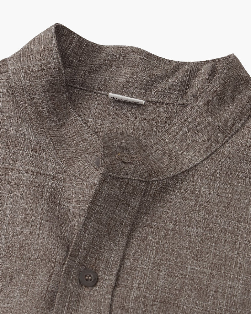 Polo à Col Mandarin Mark — Précision et Élégance Moderne