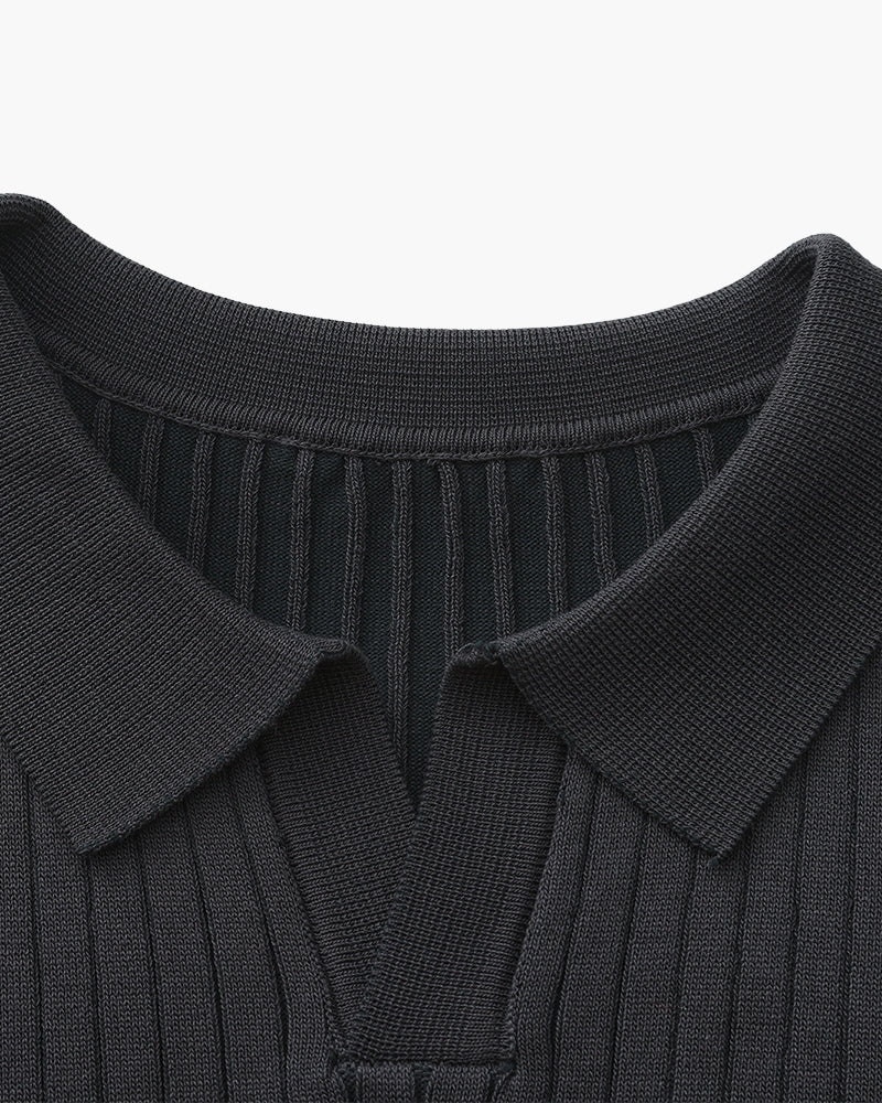 Polo en Maille Côtelée Premium — Texture Raffinée et Confort Naturel