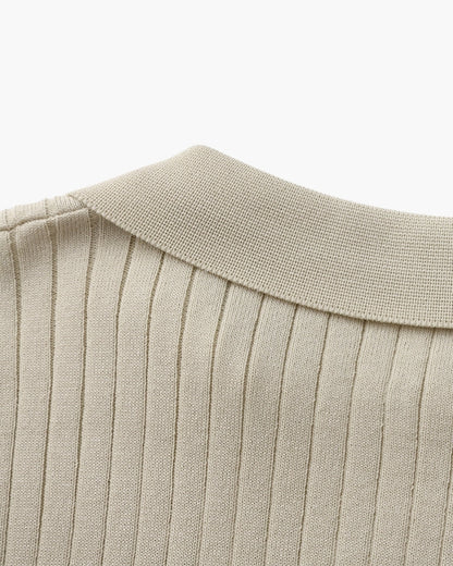 Polo en Maille Côtelée Premium — Texture Raffinée et Confort Naturel